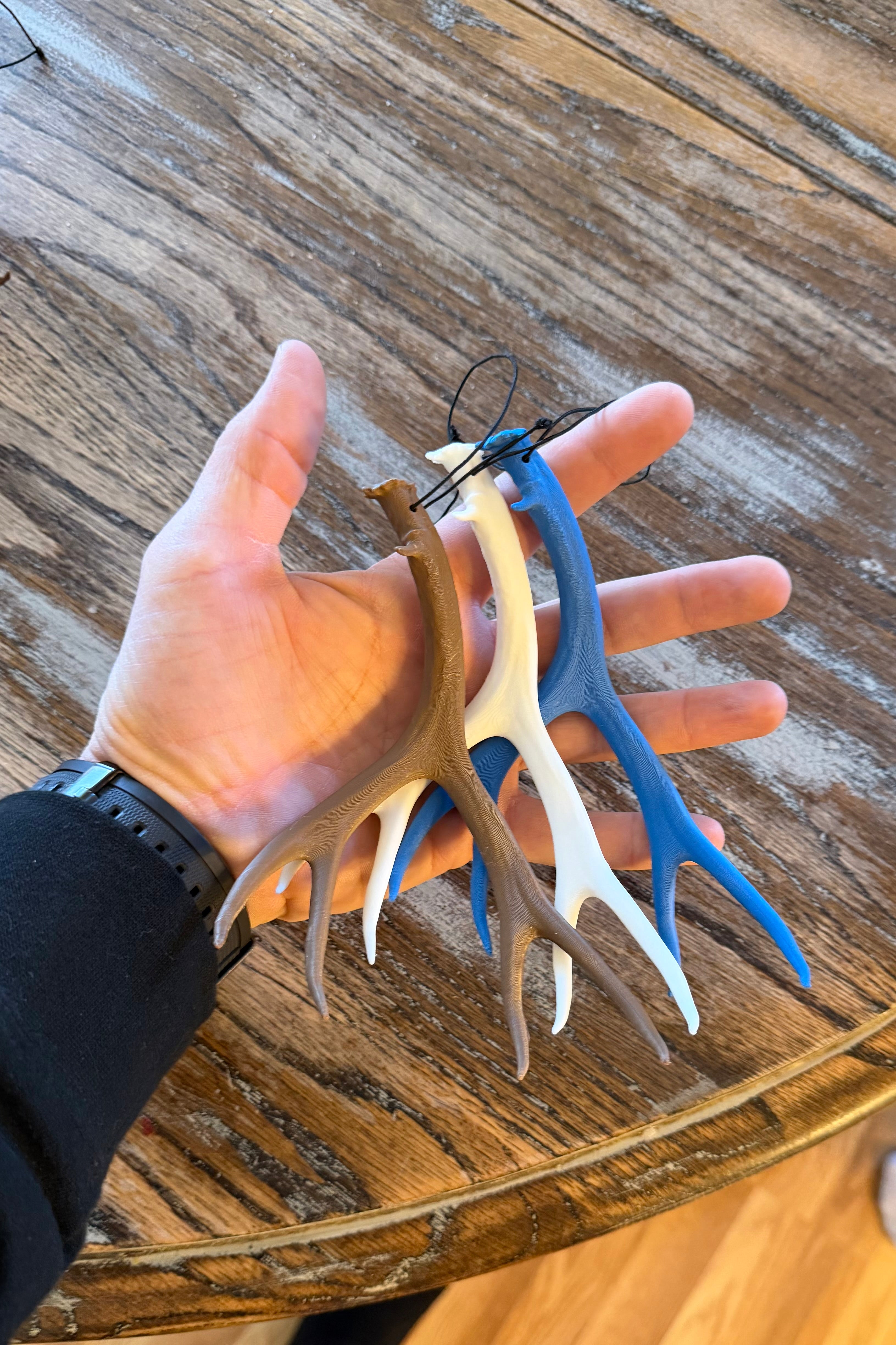 Custom mini antler hanger
